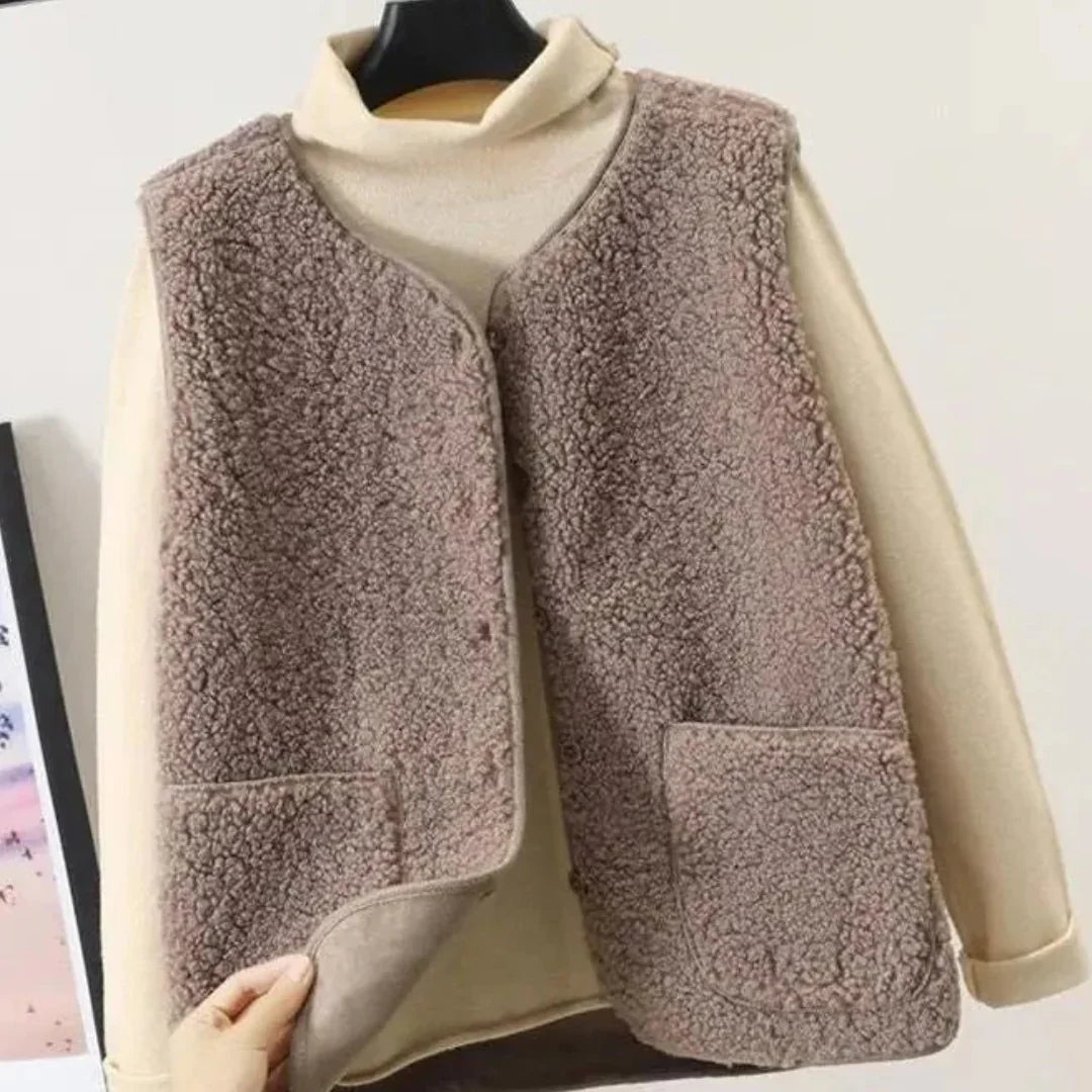 Gilet Sans Manches Boutonné Coupe Ajustée pour Femme
