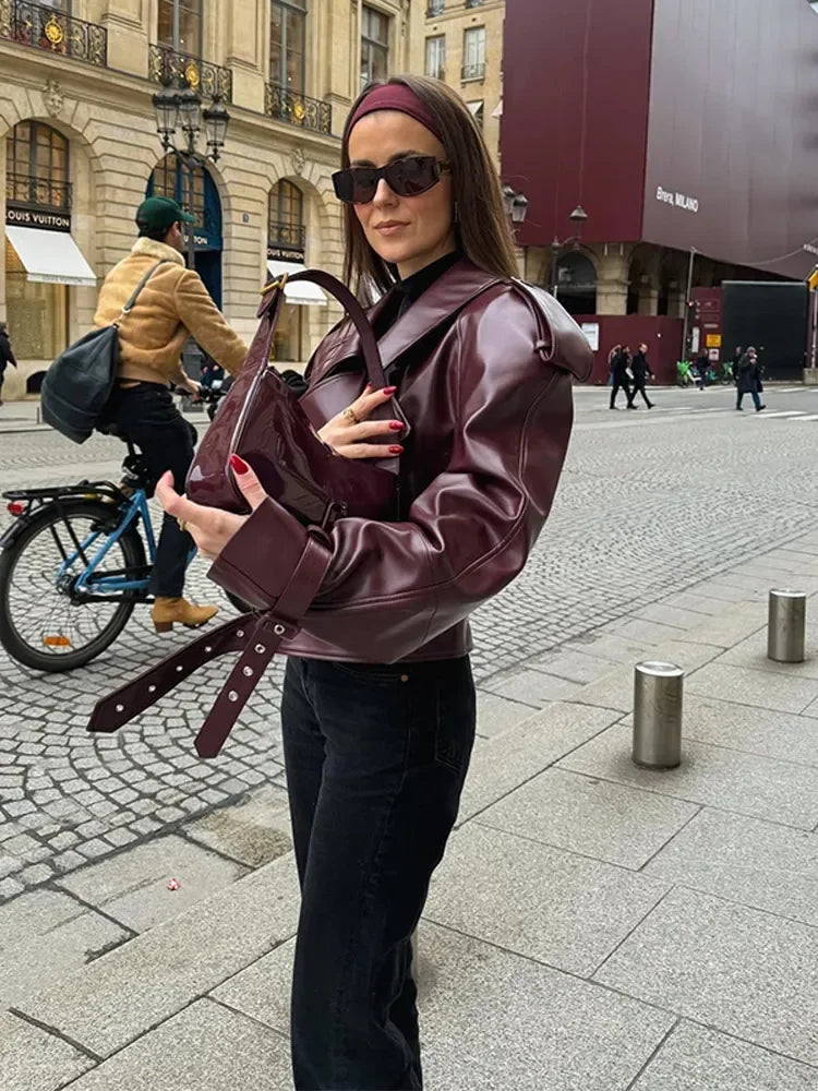 Veste Courte Structurée Design Épuré pour Femme